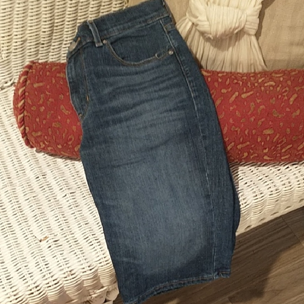 Classic Bermuda Levi Shorts